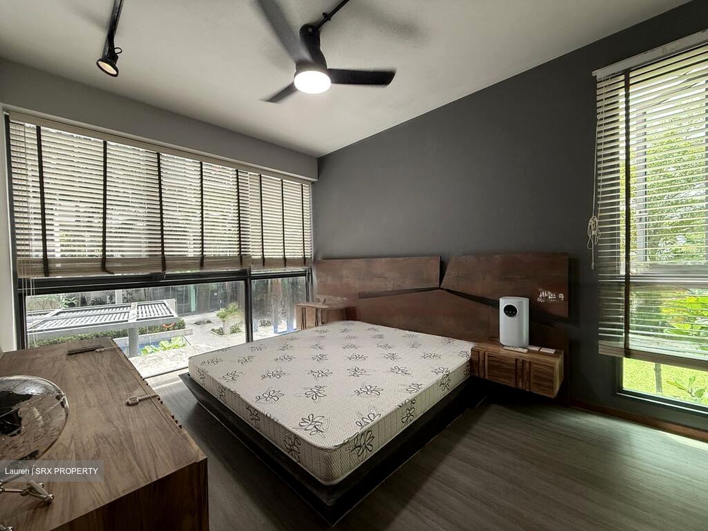 Esparina Residences (D19), Condominium #549923691